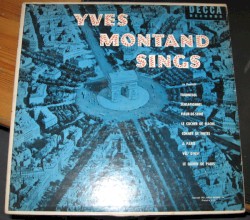 Yves Montand chante Paris