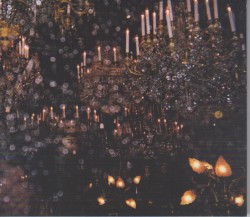 Sings Christmas Carols